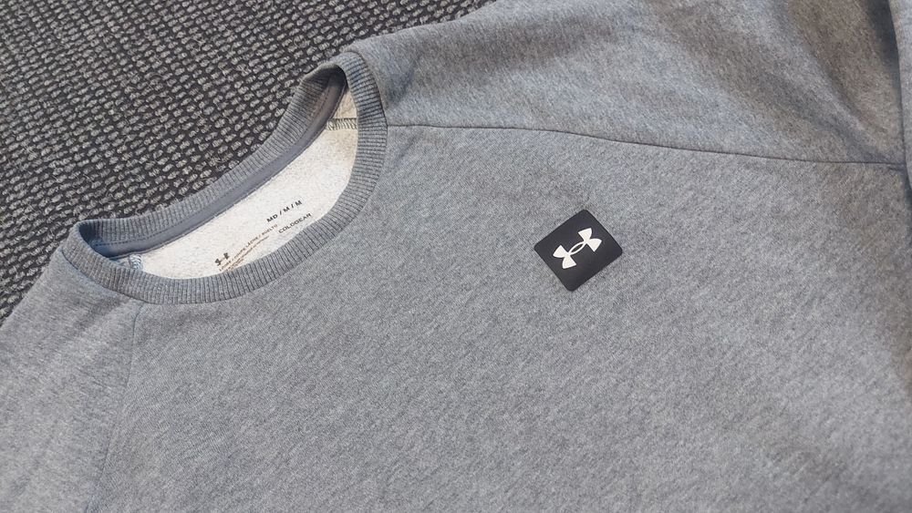 Under armour блуза M размер
