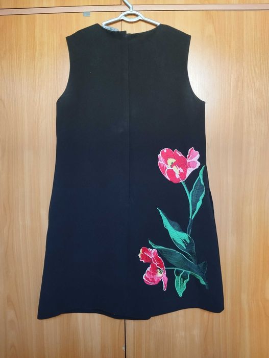 Нарядное платье с вышивкой