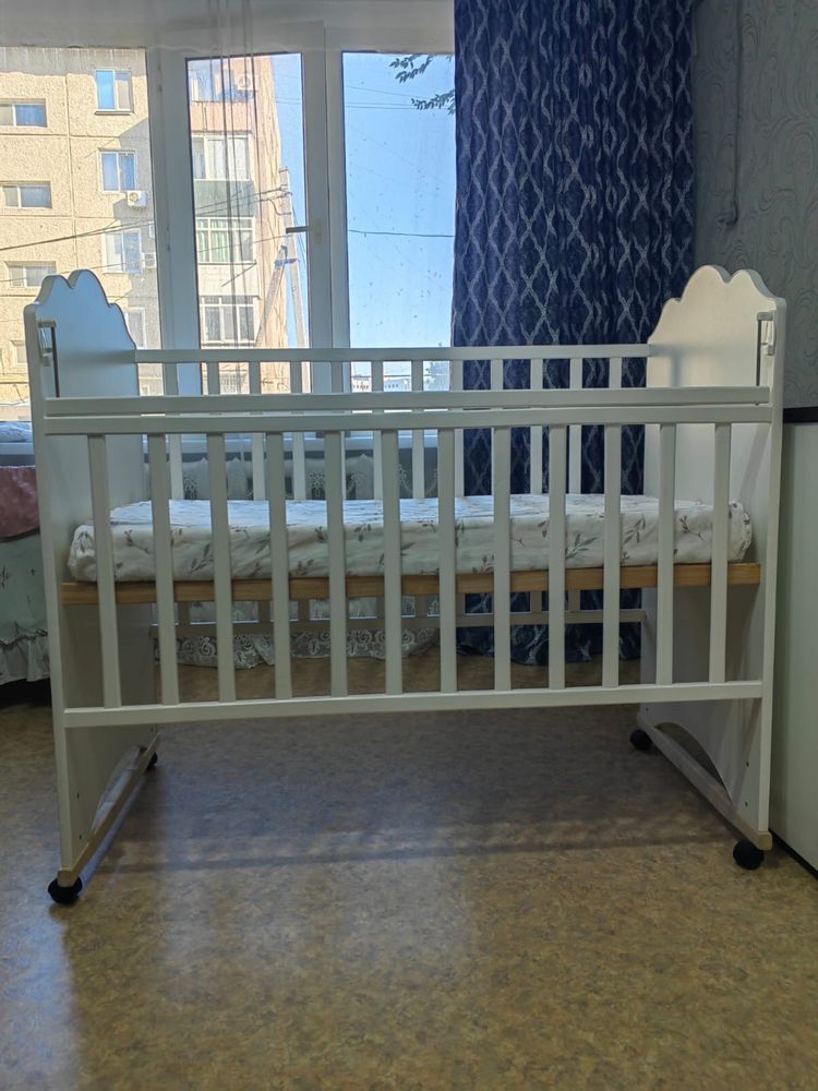 Продается детский манеж в хорошем состоянии