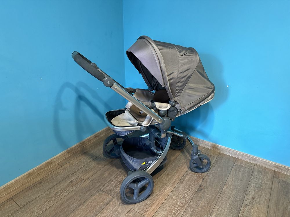 Коляска Hauck Twister Trio Set ( 3 в 1)
