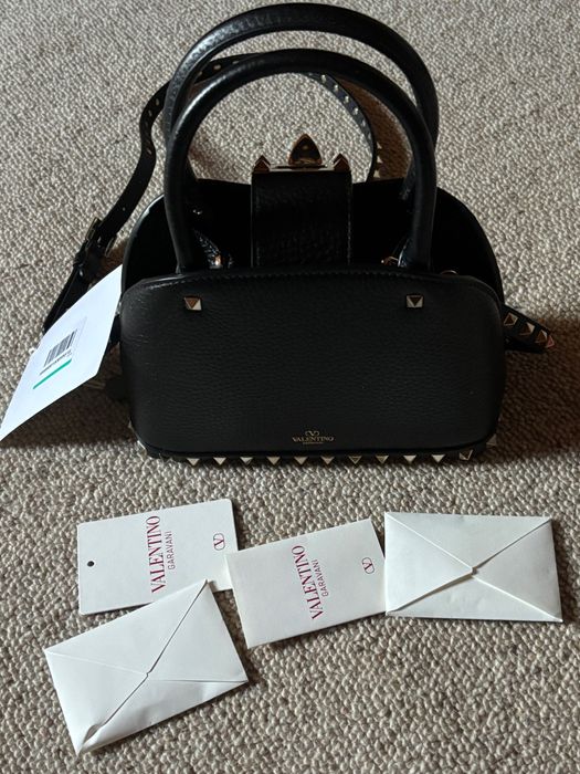 geanta valentino garavani