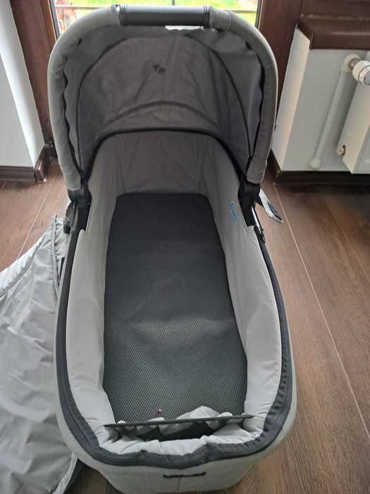 Cărucior pentru copii 2 in 1 Joie Chrome, parte sport+landou.