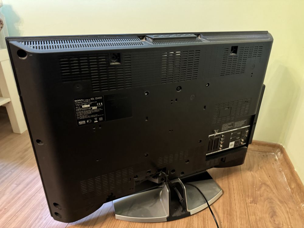 Телевизор Sony Bravia KDL-32V4500 – 32 инча LCD