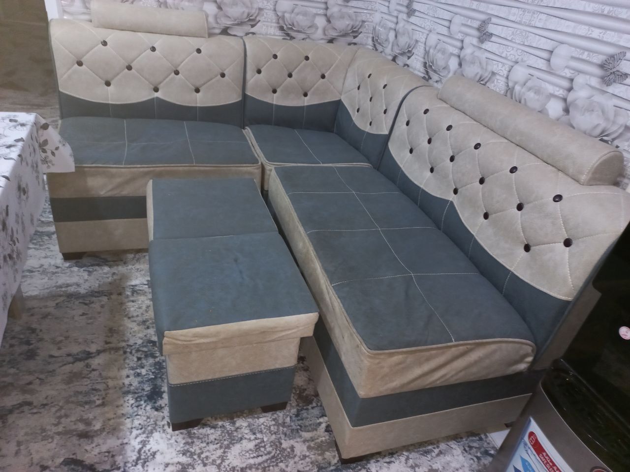 Продаётся кухонная мебель