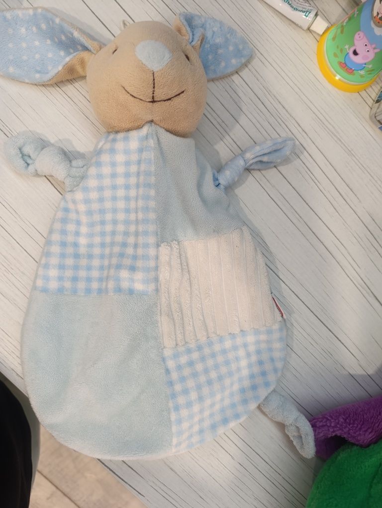 Лот играчки, раничка за пижама