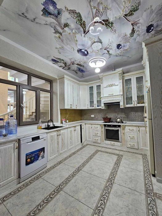 Бий художники военный госпиталь Евро коттедж 400м²