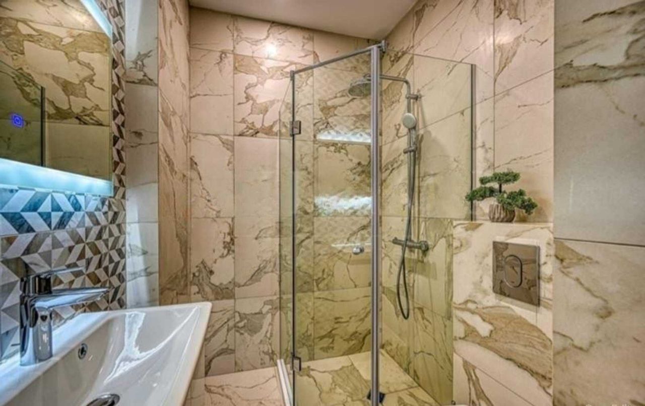 Продава се Тристаен апартамент в София, Оборище - 80 кв.м за 1813 €/кв.м - Снимка #6