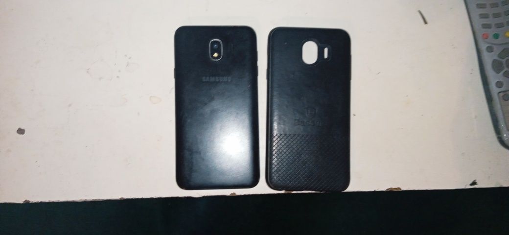 Samsung galaxy j4 + maxvi B2