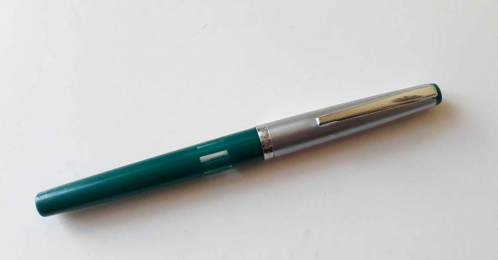 Vechi Stilou Geha 707 verde , Germania