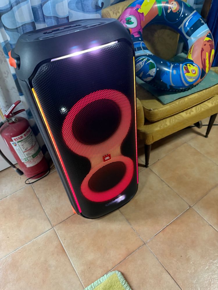 Boxa jbl 710 in stare perfecta
