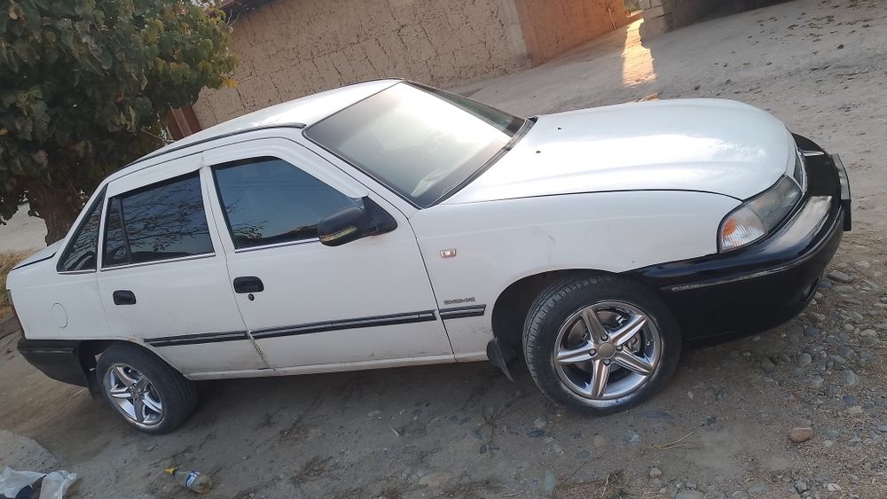 Neksya Dons Operski 2006-yil . Samarqandda