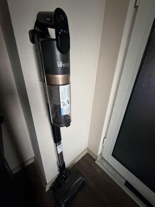 ПРОМО!! Вертикална прахосмукачка Levoit LVAC-200