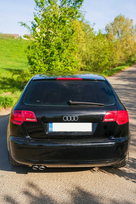 Audi A3 8P 2.0 TDI S line | Automată | Full Black | Suspensie Sport