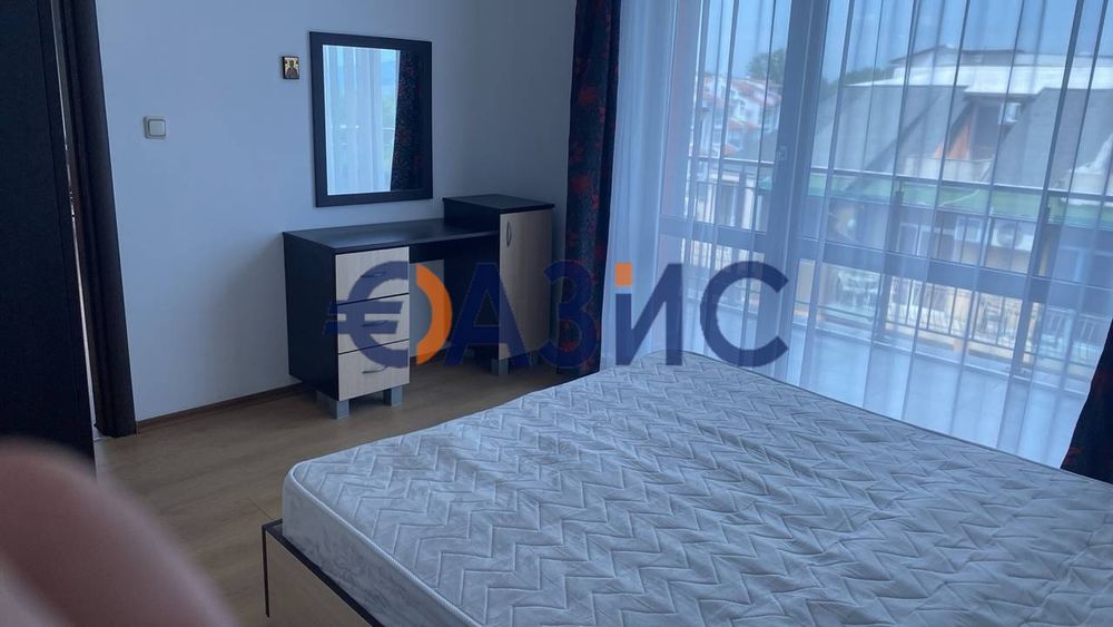 Продава се Двустаен апартамент в к.к. Слънчев бряг - 99 кв.м за 1144 €/кв.м - Снимка #4