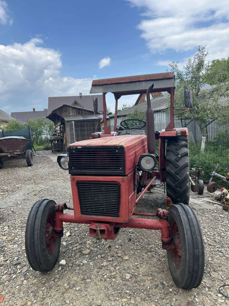 Vand tractor și utilaje