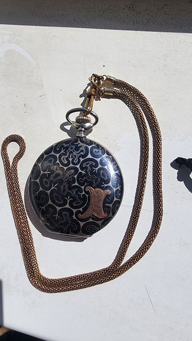 Швейцария 19 век.корпус серебро золото.