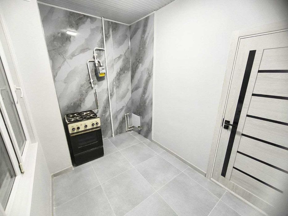 СУПЕР ЛОКАЦИЯ!Караташ 2 хона 2-этаж квартира ШОШИЛИНЧ сотилади!