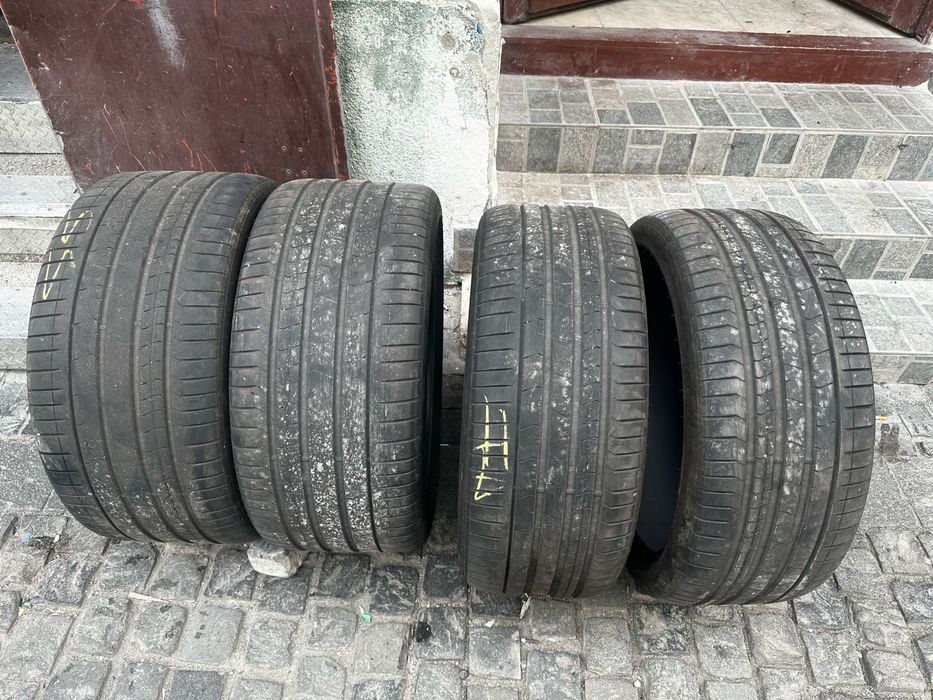 Vand anvelope de vara, marime 315 / 30R 22 si 275 / 35R 22