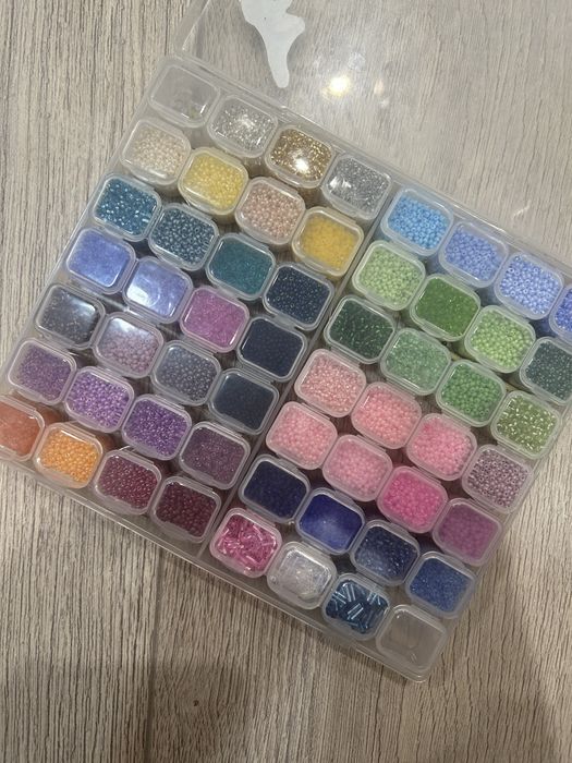 Продам бисер отличный для подарка