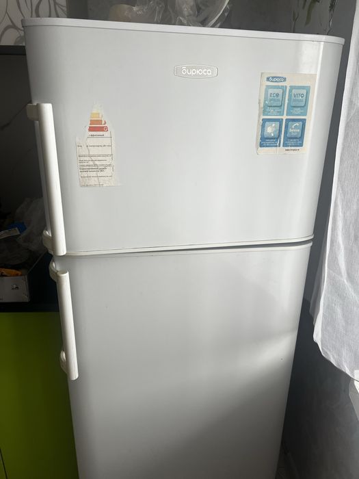 Продам холодильник в хорошем состоянии без посторонних запахов