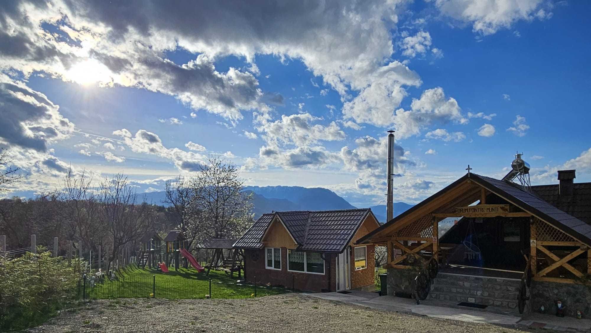 Cazare Casa Drumul dintre Munti