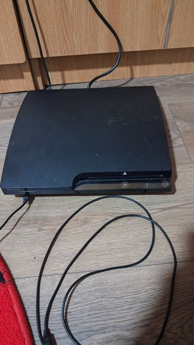 Vând ps3 aproape nou