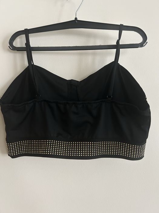 Топ кроп от еластична материя