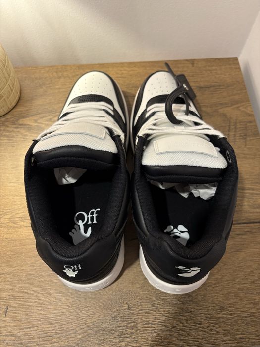 Off White Out of Office Black White 44