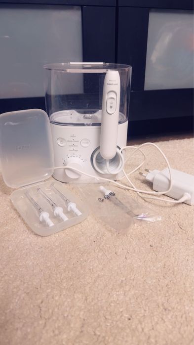 Irigator bucal Philips Sonicare Power Flosser 7000 HX3911/40 garantie