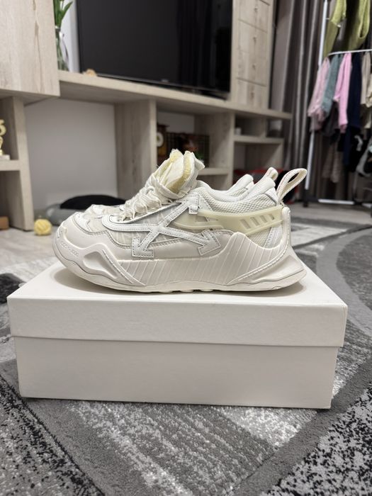 Off-white odsy 1000 marimea 41