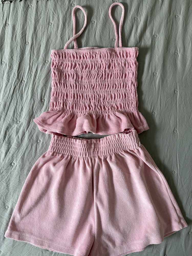 Рокля Zara,Дънки Zara,рокля Sinsay,панталонки Zara,сетче H&M