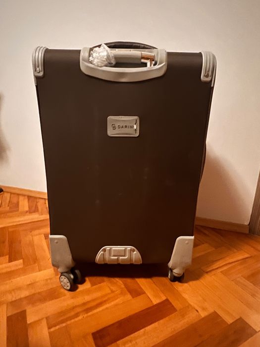 Куфар среден от плат