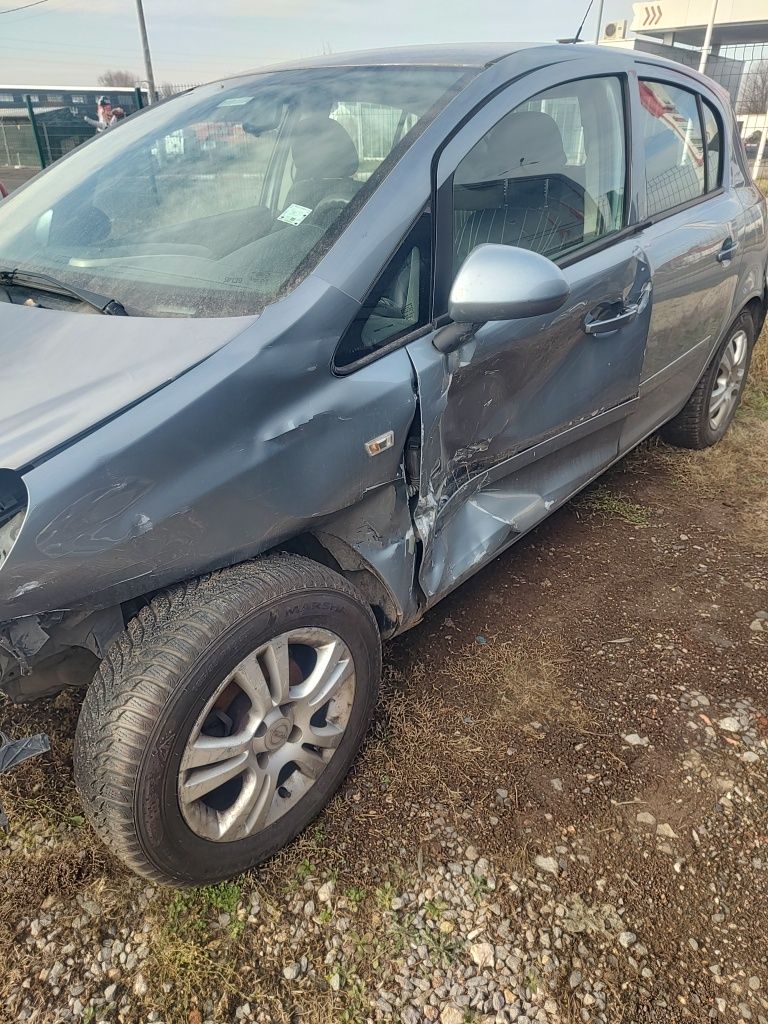 Opel Corsa D 1,2 i 4cil.