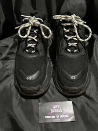 Balenciaga Triples S black , size 43 fit 43-44