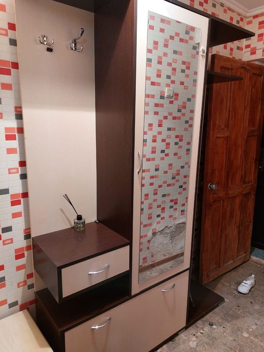 Продам прихожку б/у