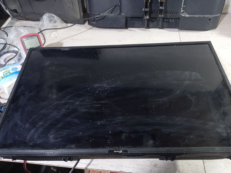 Televizor sotiladi nomi brando