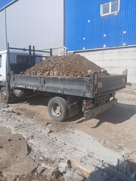 Miniexcavator de inchiriat 4.2t pt săpături demolări terasari terenuri