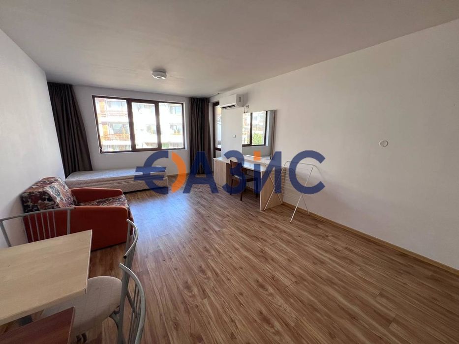 Продава се Двустаен апартамент в к.к. Слънчев бряг - 66 кв.м за 1150 €/кв.м - Снимка #4