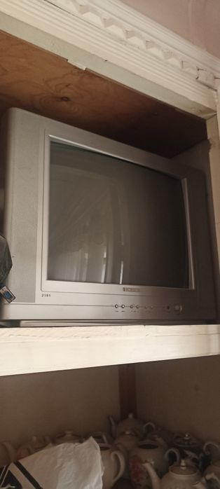 Televizor Sotiladi