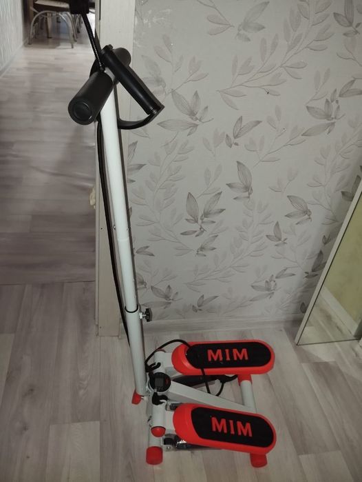 Продам тренажер степпер