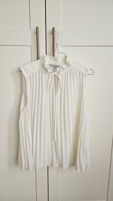 Плисиран топ с връзки H&M размер S, нов