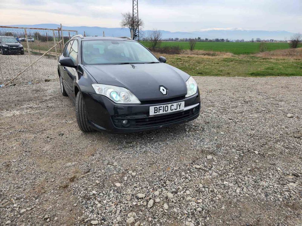 За Части Renault Laguna 2.0 dci 2009г