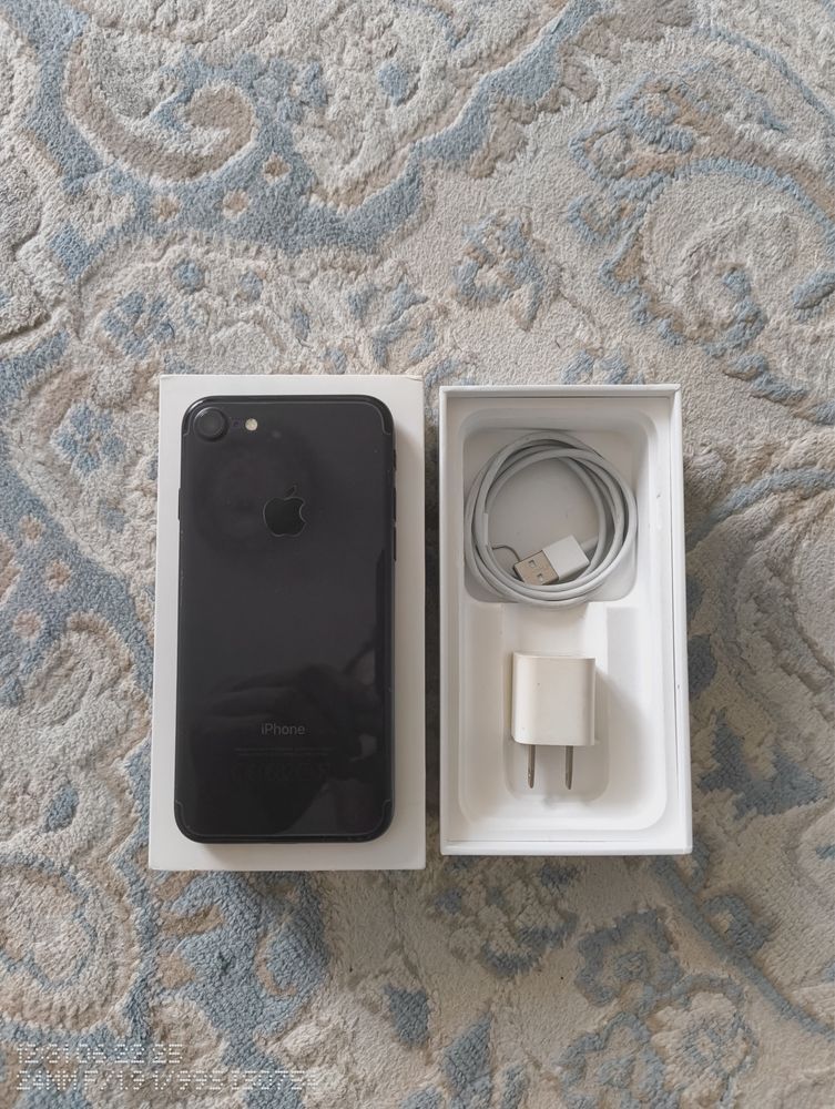 Iphone 7 128 gb.