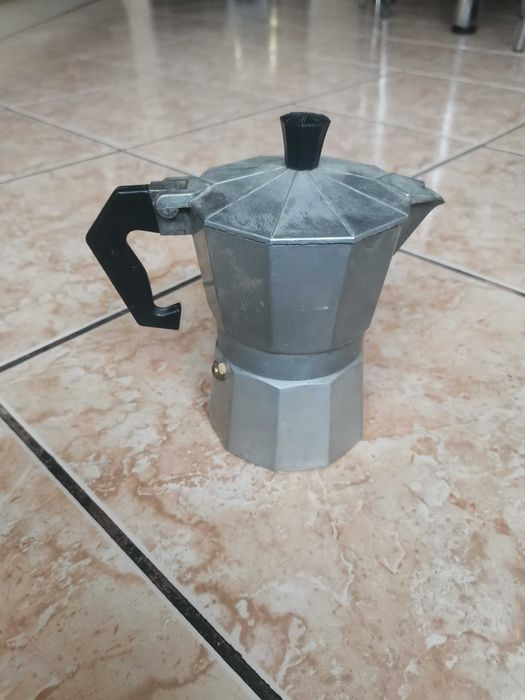 Cafetiera aluminiu pentru aragaz