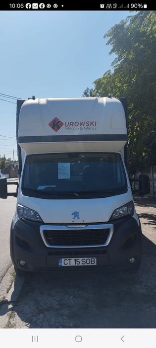 De vânzare Autoutilitara 10 paleți cu lift in stare foarte buna.