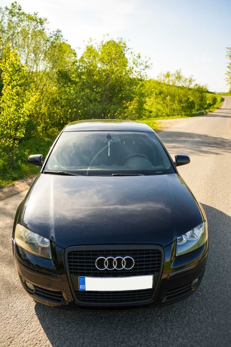Audi A3 8P 2.0 TDI S line | Automată | Full Black | Suspensie Sport