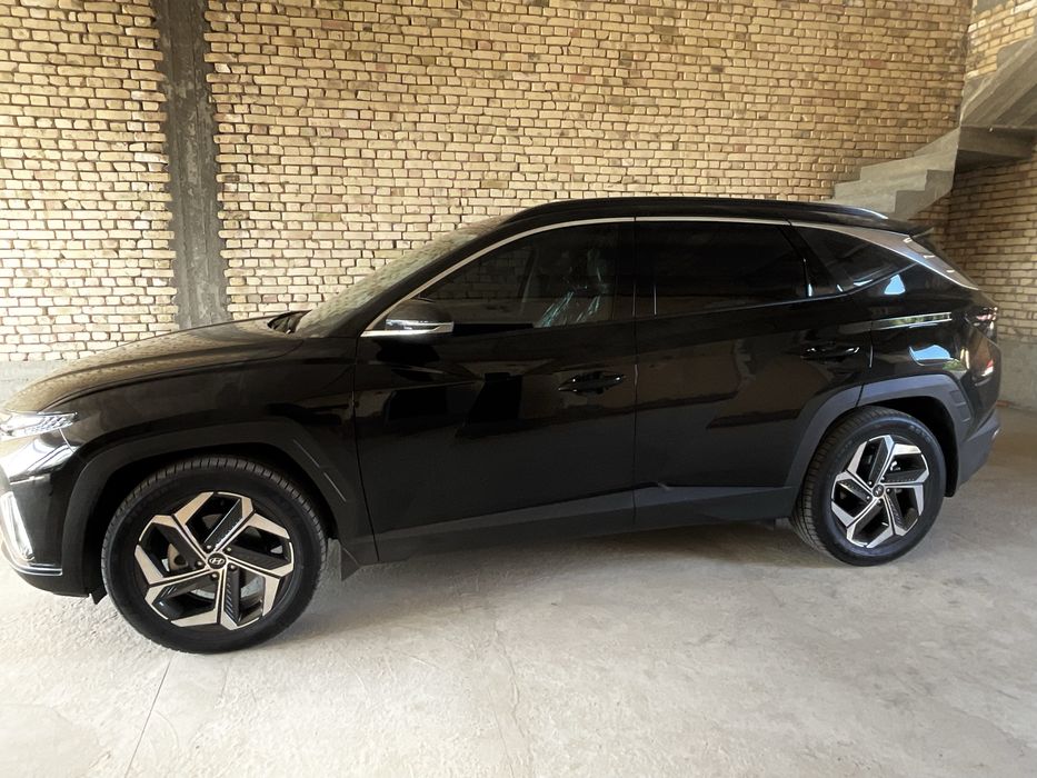 Хундай Туксон 2.5LONG охирги фули бартирга.нахт ва автокридитга