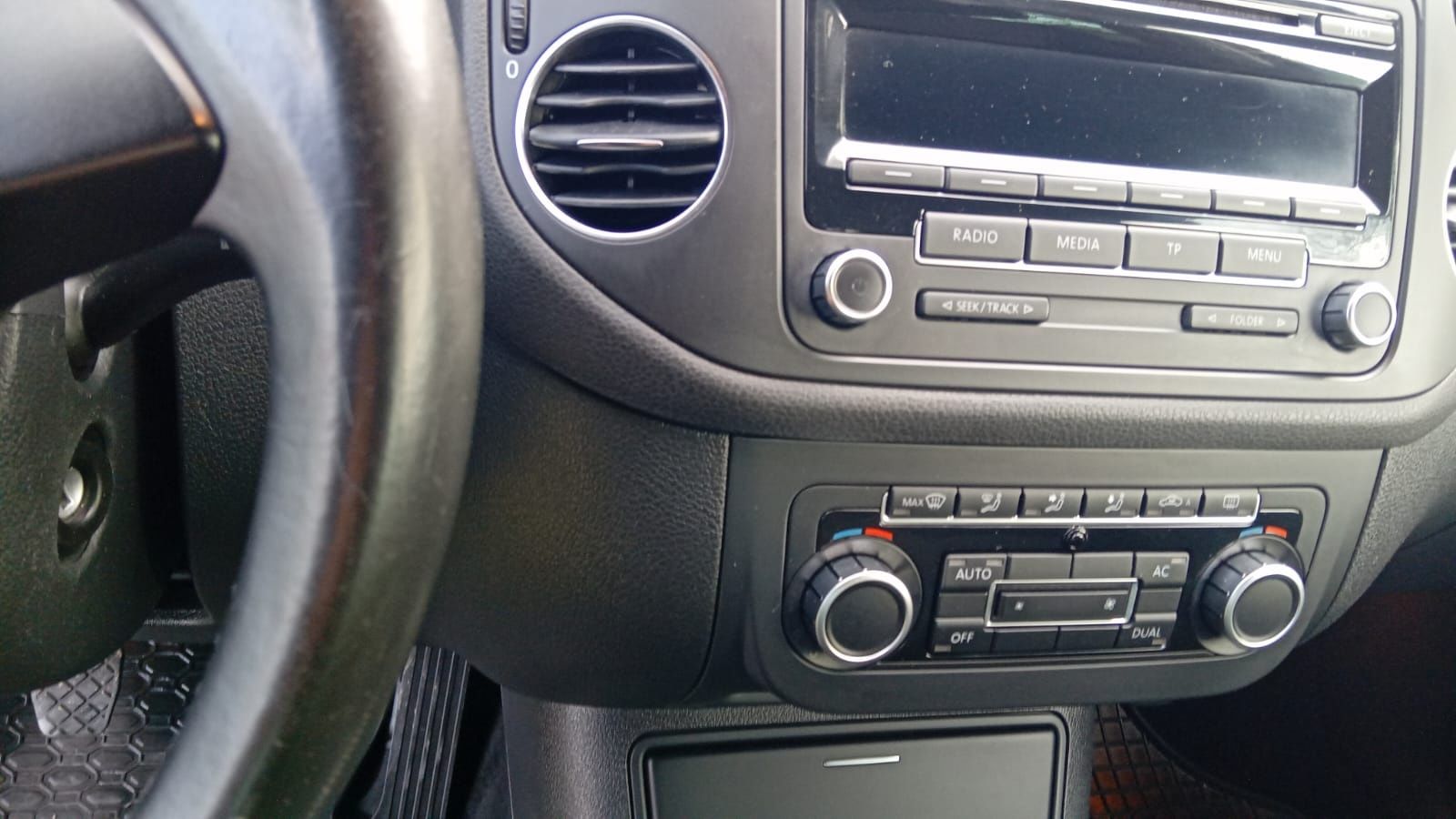 Vând Golf Plus 6