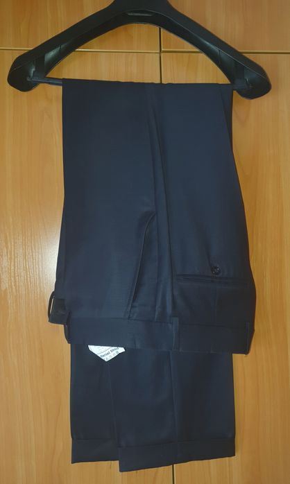 Уникален,марков, луксозен костюм "daniel tissu", L/XL+две маркови ризи