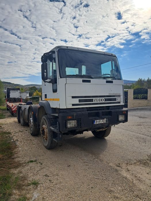 Iveco trakker 8x4